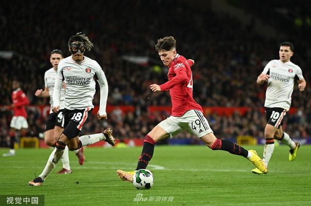 而观众则是 而观众则是