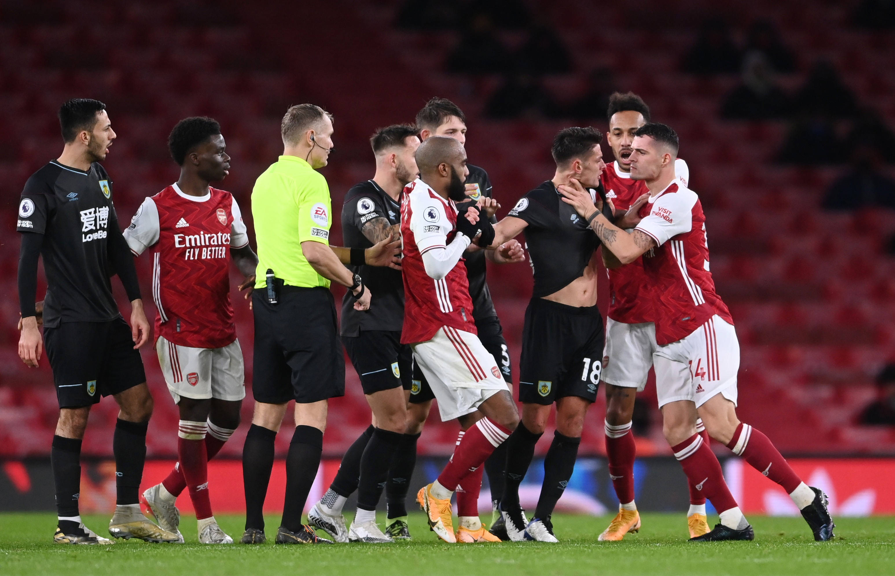 的球迷和支 的球迷和支